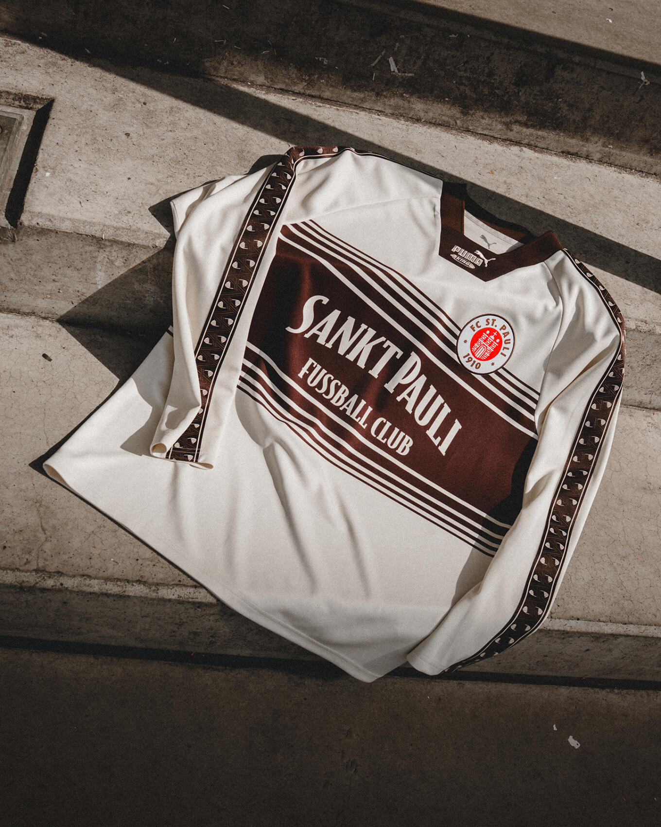 FC St. Pauli FCSP KING Long Sleeve Jersey Off White